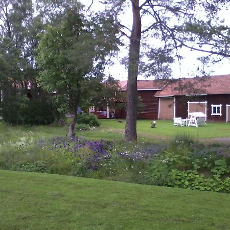 Draenggardens Stuga Pa Genuin Raettviksgard Boda  エクステリア 写真