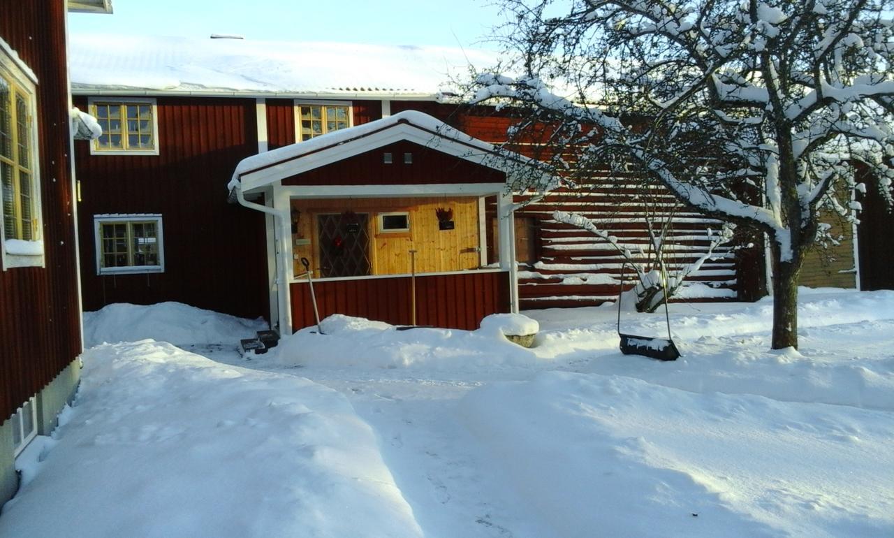 Draenggardens Stuga Pa Genuin Raettviksgard Boda  エクステリア 写真